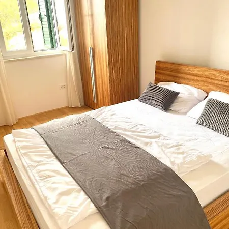 Apartment Bol A6 With Pool From 45 Eur Per Person Exterior photo