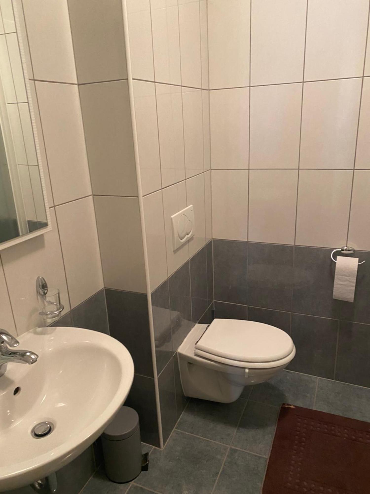 A6 With Pool From 45 Eur Per Person Apartment Bol